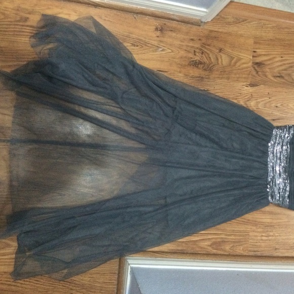 Gray Sequin Prom Dress - Picture 5 of 7